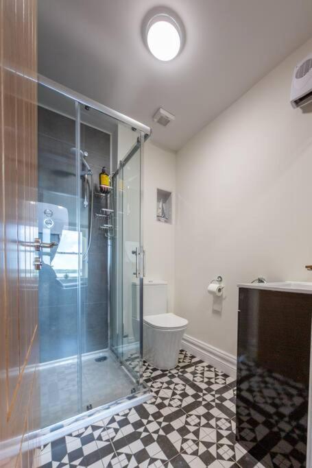 Unit 2 Island View Apartments With Stunning Harbour View Ков Экстерьер фото